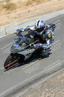 media/Sep-24-2022-TrackXperience (Sat) [[08127a19bf]]/Intermediate Group/session 2 turn 5/